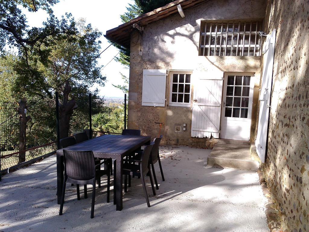 Les Gites De Castera Aire-sur-l'Adour Ngoại thất bức ảnh